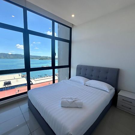The Shore Kota Kinabalu City Centre By Lw Suites Exteriör bild