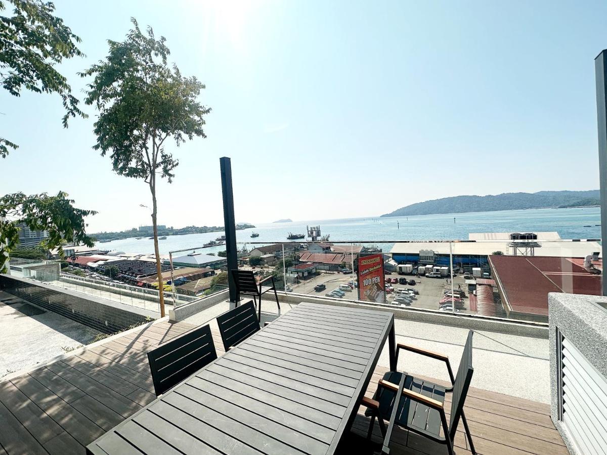 The Shore Kota Kinabalu City Centre By Lw Suites Exteriör bild